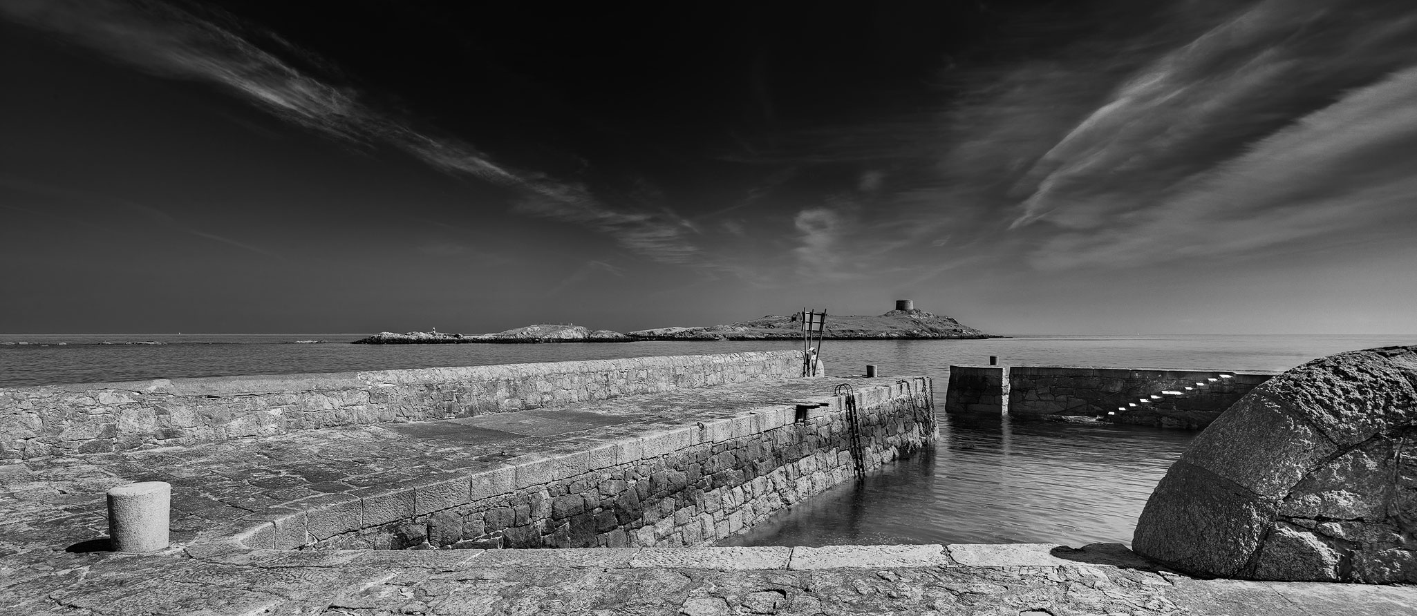 Coliemore Harbour Dalkey | Black and White Photo